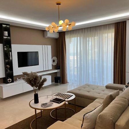 מאמאיה Sas 2 Luxury Apartments מראה חיצוני תמונה
