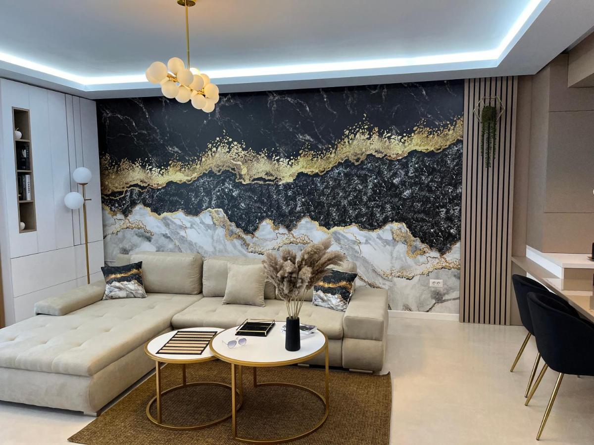 מאמאיה Sas 2 Luxury Apartments מראה חיצוני תמונה