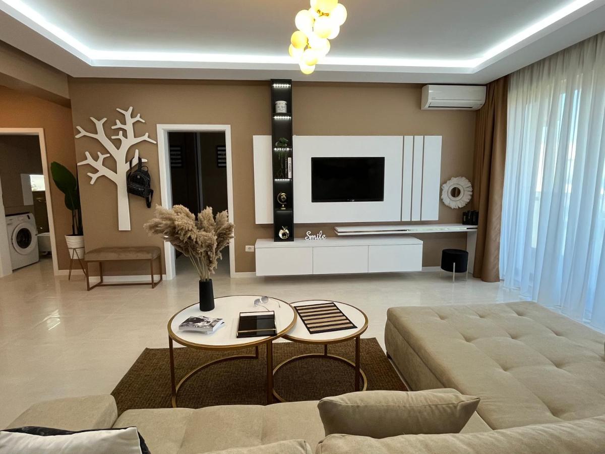 מאמאיה Sas 2 Luxury Apartments מראה חיצוני תמונה