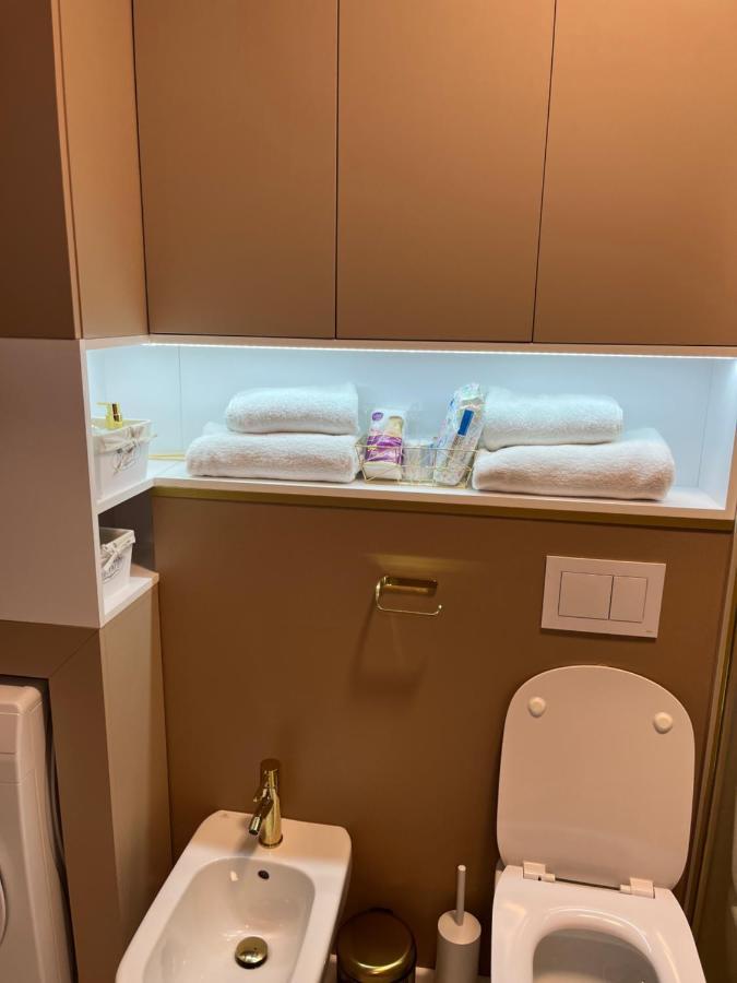 מאמאיה Sas 2 Luxury Apartments מראה חיצוני תמונה