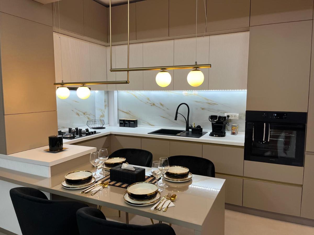 מאמאיה Sas 2 Luxury Apartments מראה חיצוני תמונה