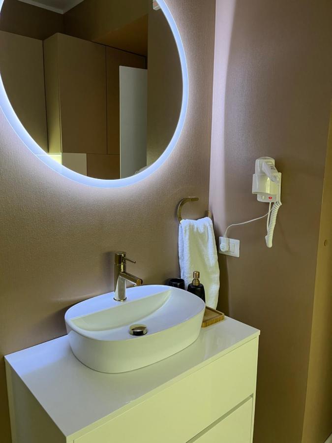 מאמאיה Sas 2 Luxury Apartments מראה חיצוני תמונה