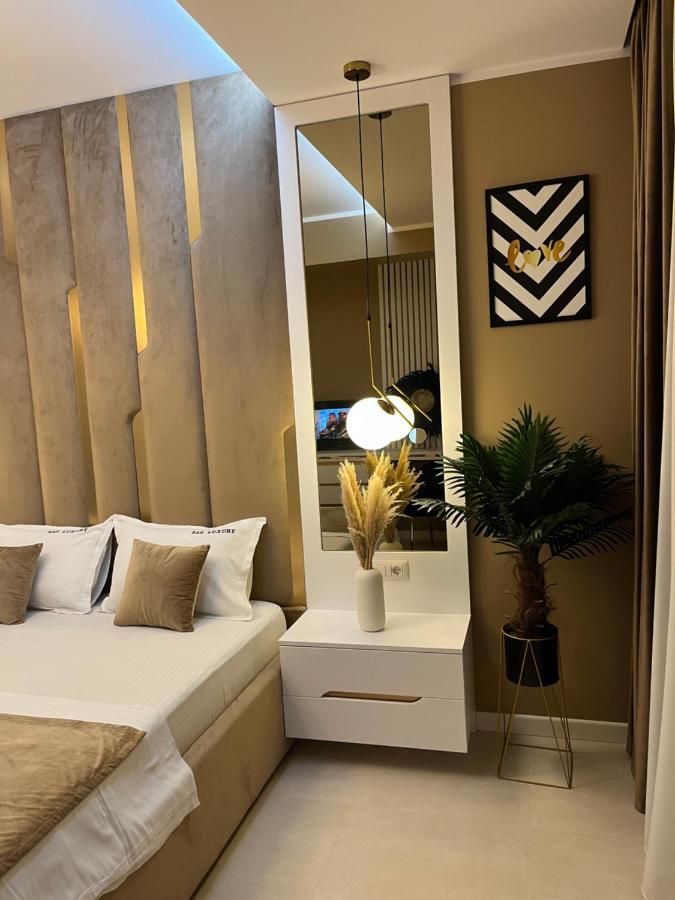מאמאיה Sas 2 Luxury Apartments מראה חיצוני תמונה